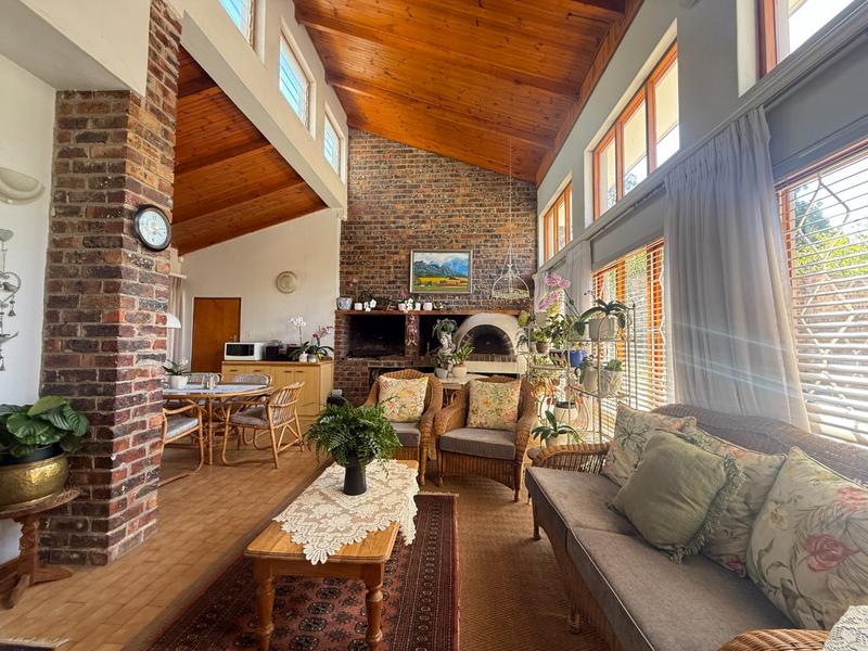 4 Bedroom Property for Sale in Panorama Western Cape